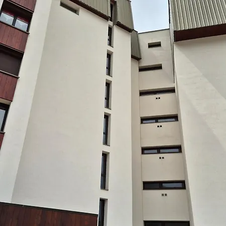 Apartment Cosy Au Pied Des Pistes Avec Balcon Et Animaux Admis - Fr-1-811-19 *