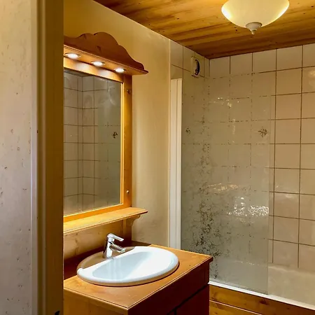 Cosy Au Pied Des Pistes Avec Balcon Et Animaux Admis - Fr-1-811-19 Apartment